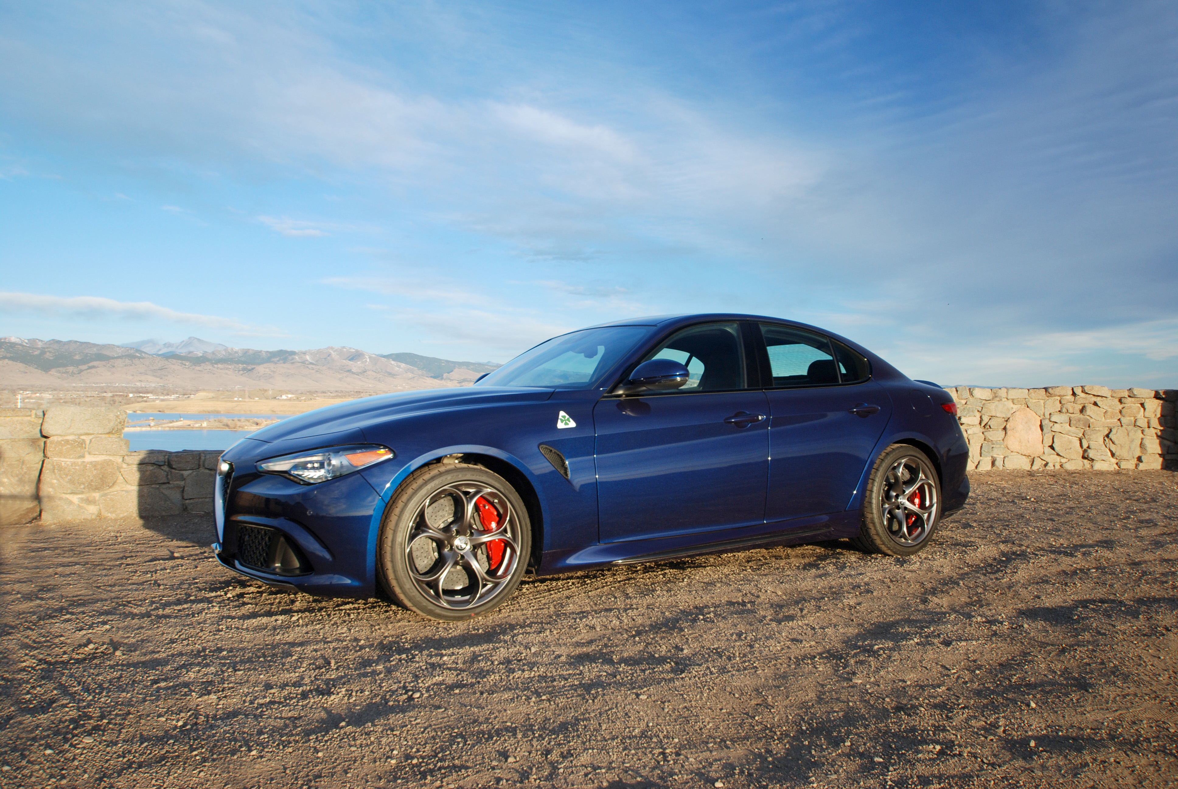 Centerline outlet alfa romeo